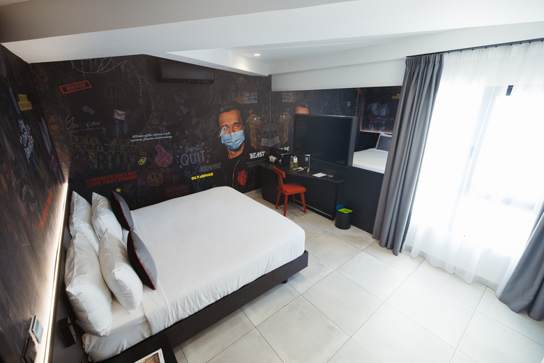 So City Hotel