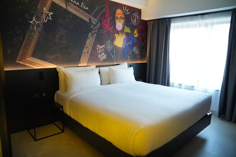 So City Hotel