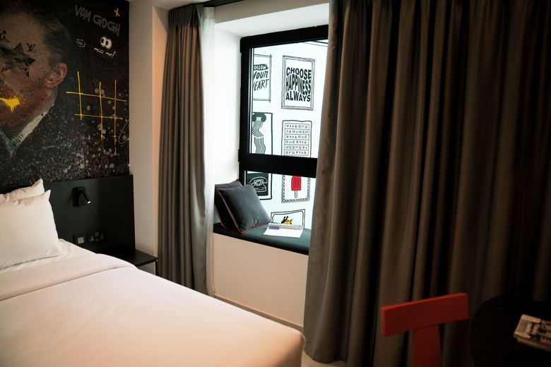 So City Hotel