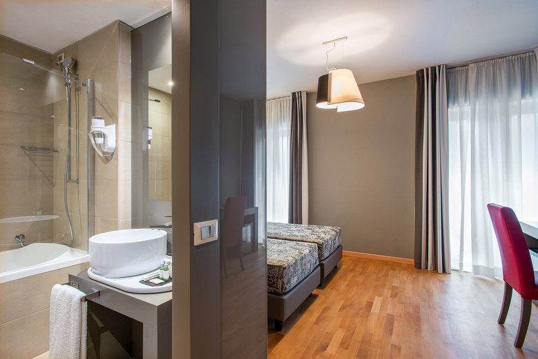 Hotel Fortyfive Squared