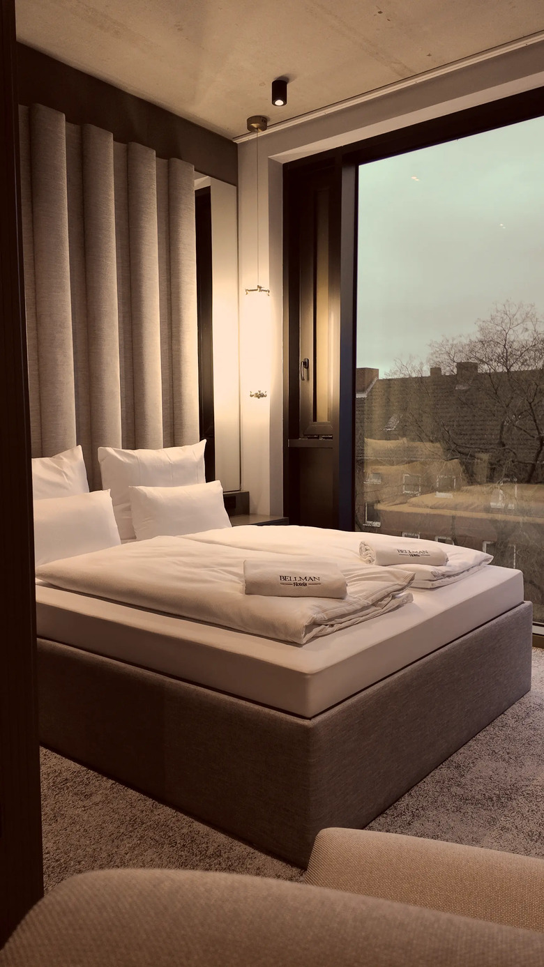 Bellman Hotel