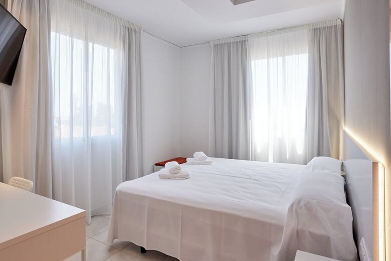 Hotel Dl Port
