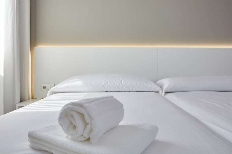 Hotel Dl Port