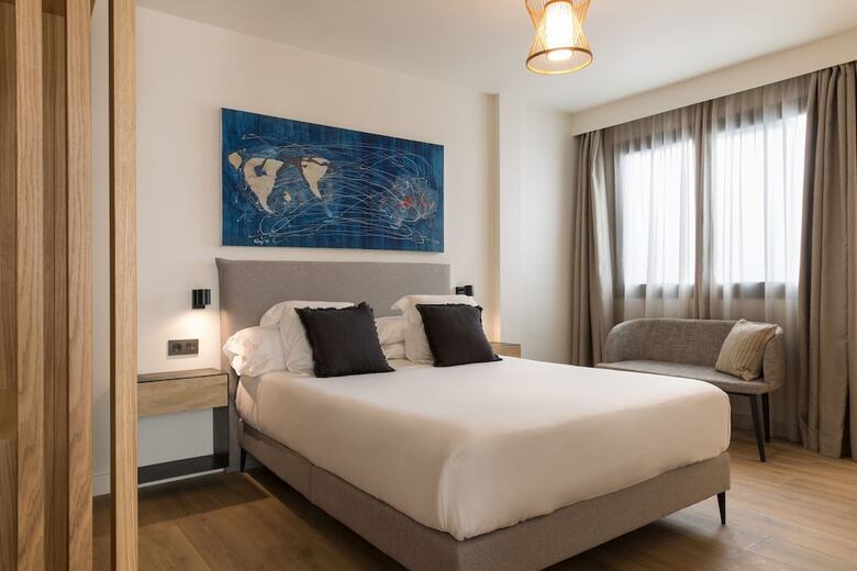 Aparthotel Puerta Catedral Suites
