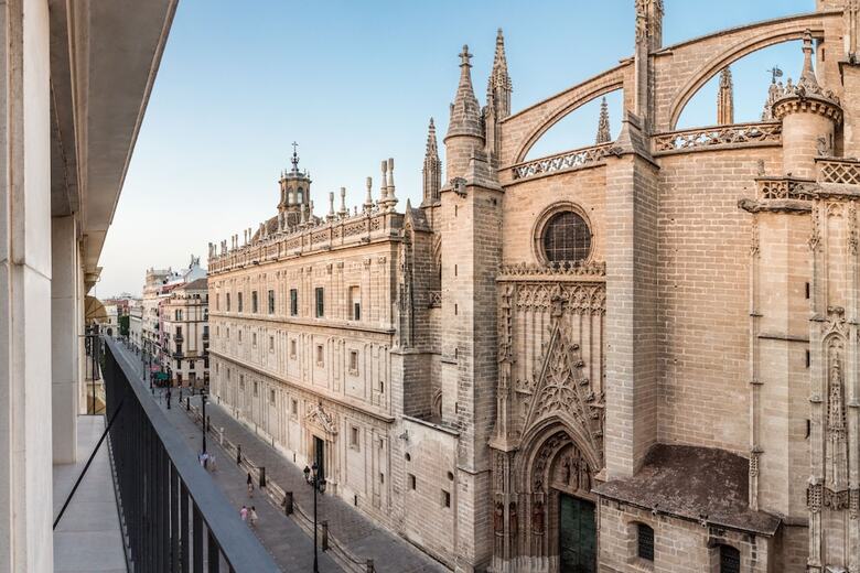 Aparthotel Puerta Catedral Suites