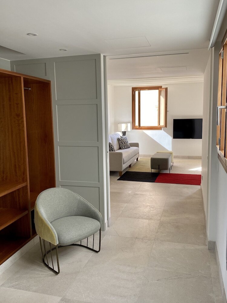 Hotel Vila Damunt Suites