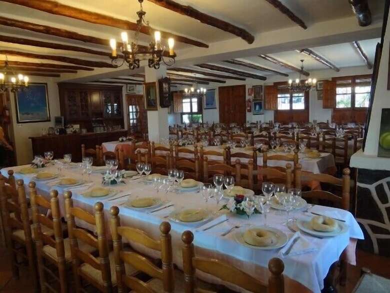 Hostal Poqueira