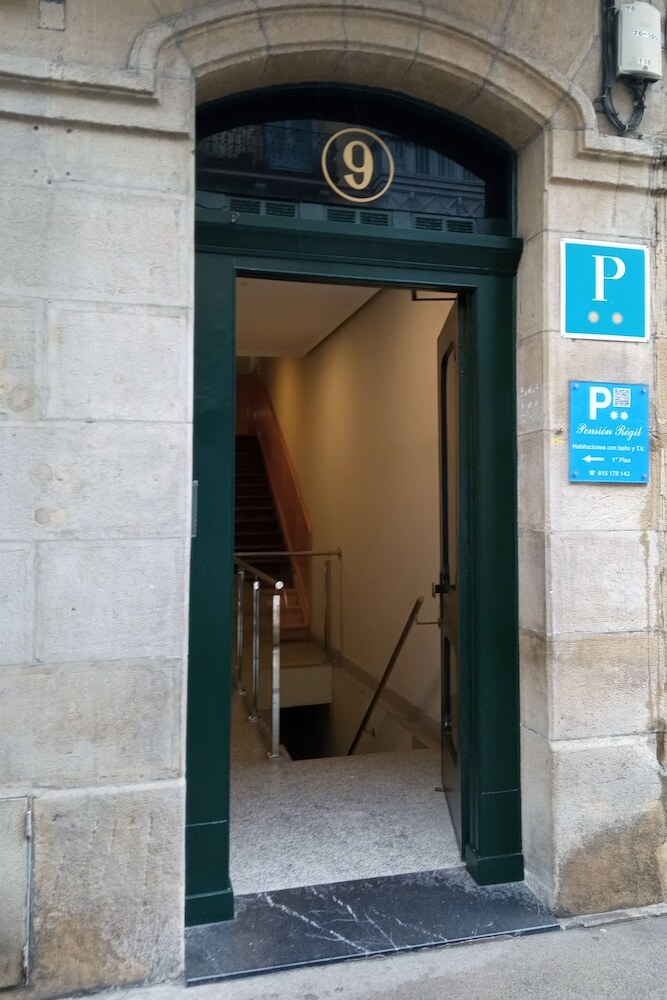 Pensi�n R�gil