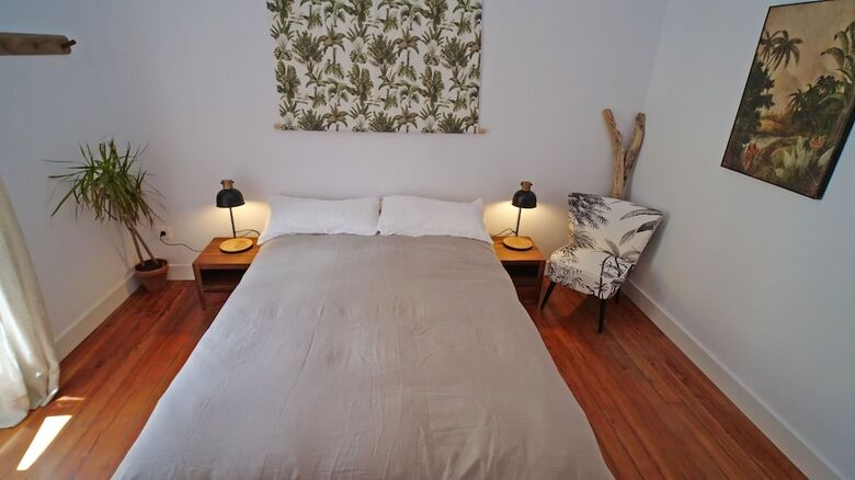 Hostal Surfing Etxea - Hostel