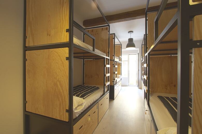 Hostal Surfing Etxea - Hostel