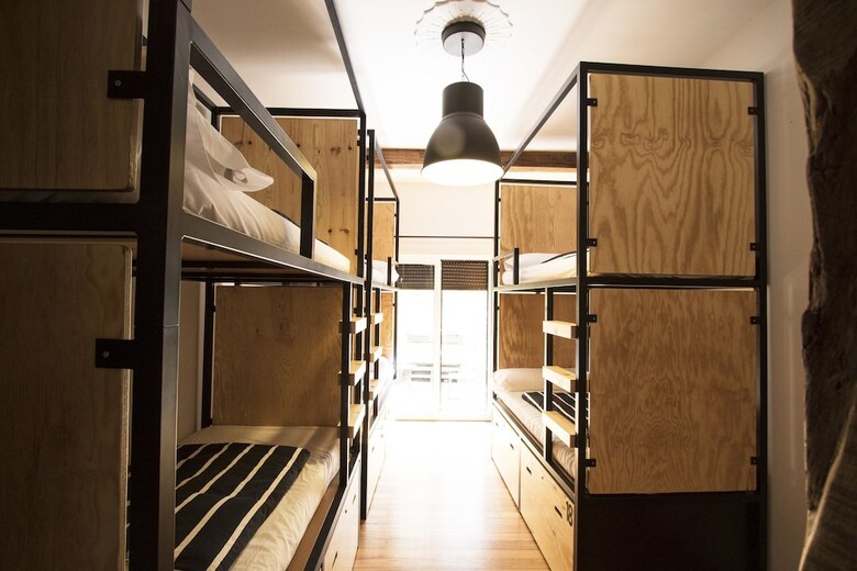 Hostal Surfing Etxea - Hostel