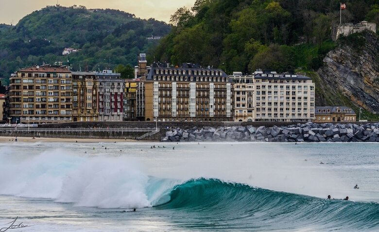 Hostal Surfing Etxea - Hostel