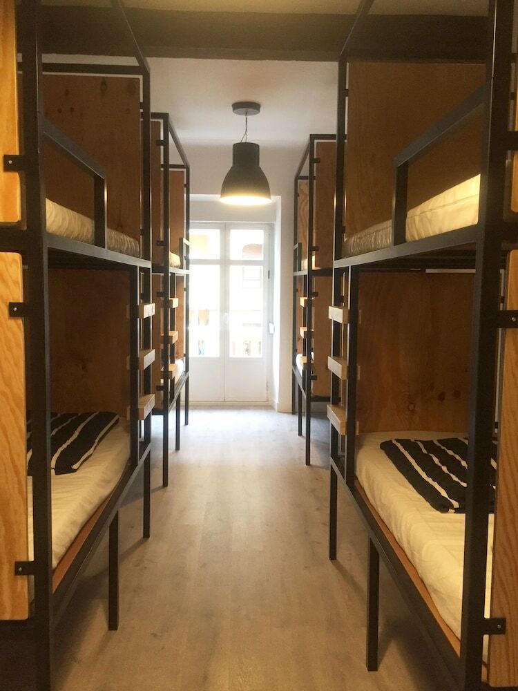 Hostal Surfing Etxea - Hostel