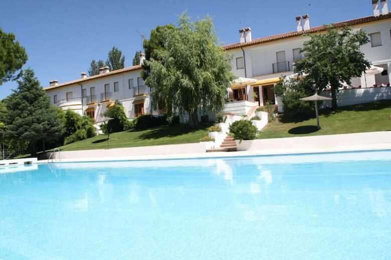 Hotel Tugasa El Almendral