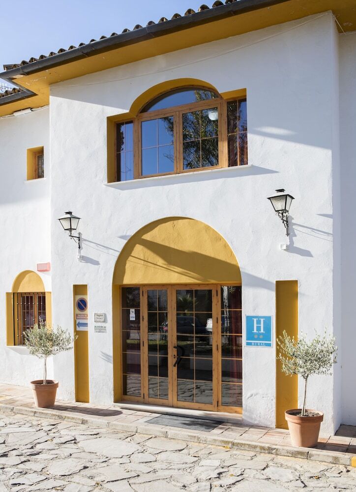 Hotel Tugasa El Almendral