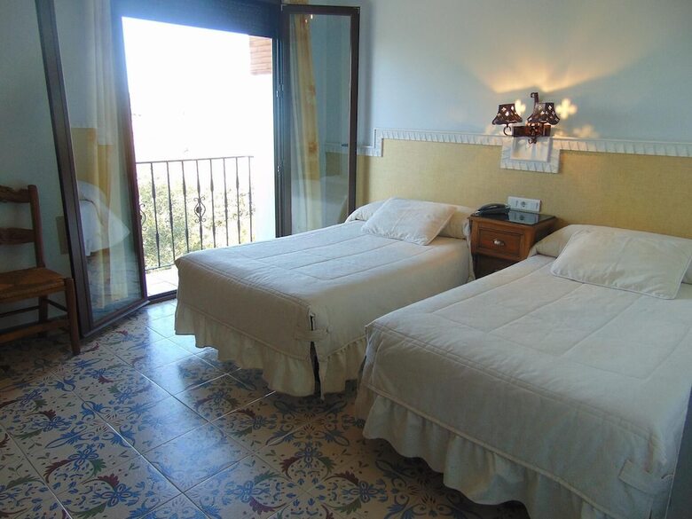 Hotel Sierra De Araceli