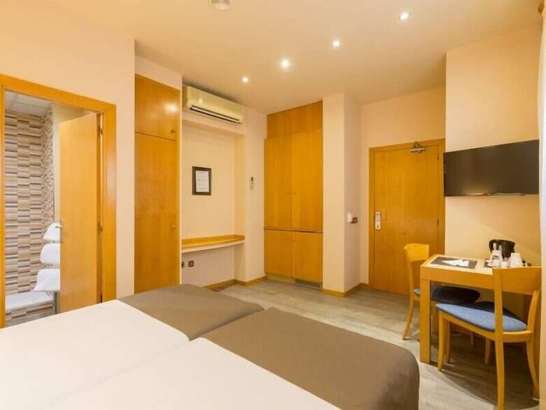 Aparthotel Hospedium Apartamentos Dv
