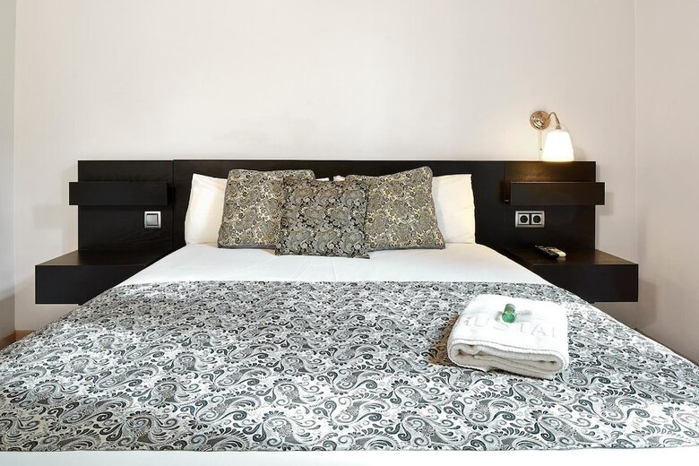 Pension Brustar G�tic