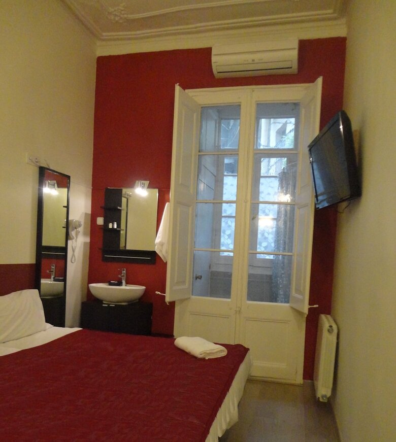 Pension Brustar G�tic
