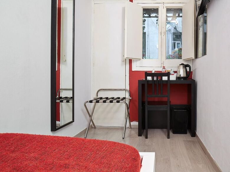Pension Brustar G�tic