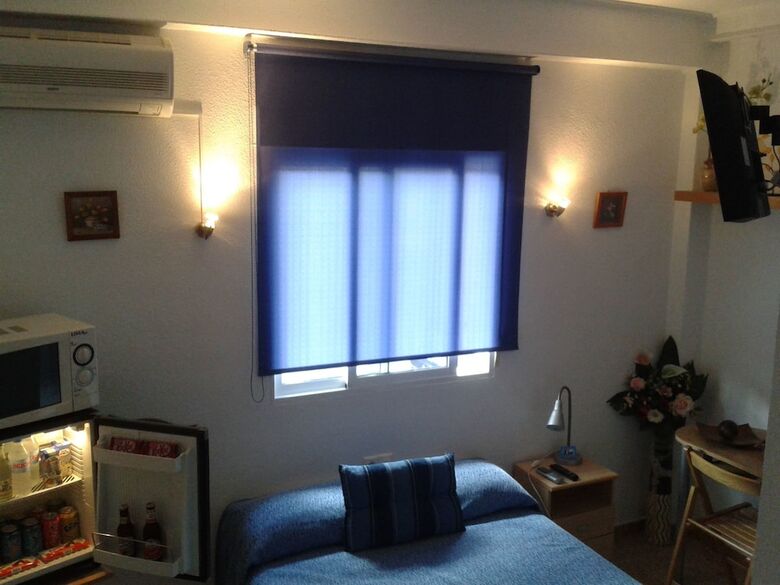 Hotel Hostal Arneva