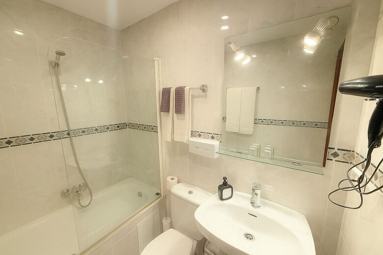 Hostal Concejo