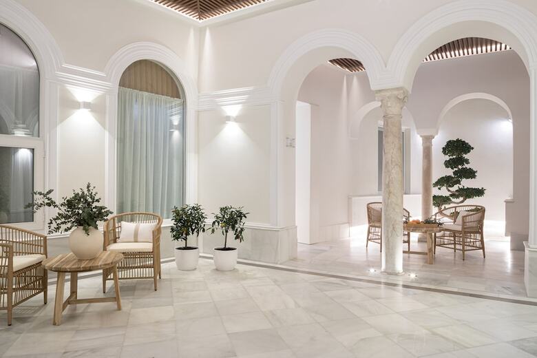Aparthotel Mylu Suites By Puerta Catedral