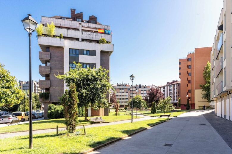 Aparthotel Limehome Oviedo Calle Postigo Bajo
