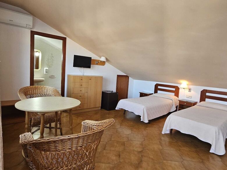 Hostal Hotel Blue Spot
