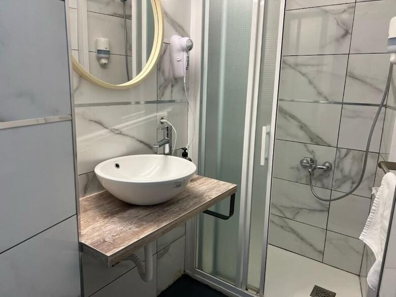 Hotel Nou Roser