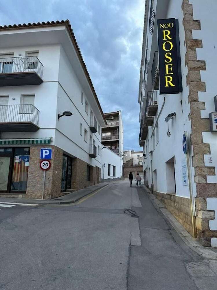 Hotel Nou Roser