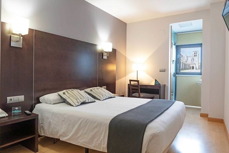 Hotel Carde�a By Gaiarooms