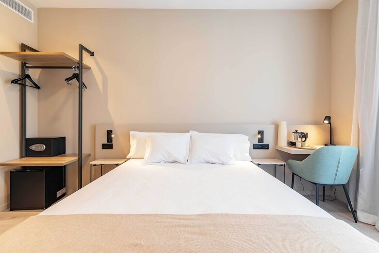 Hq Arena Hotel