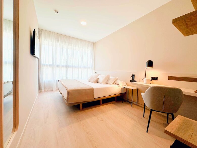 Hq Arena Hotel