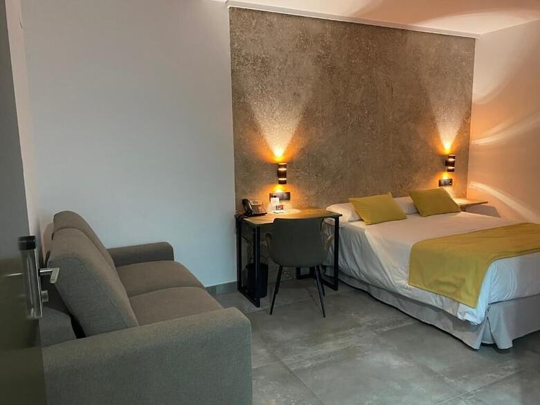 Hotel �ngel