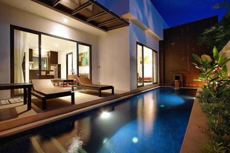 Seastone Private Pool Villas
