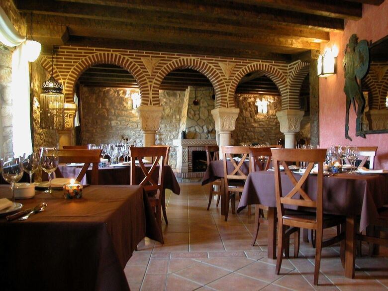 Hotel El Mirador De Almanzor