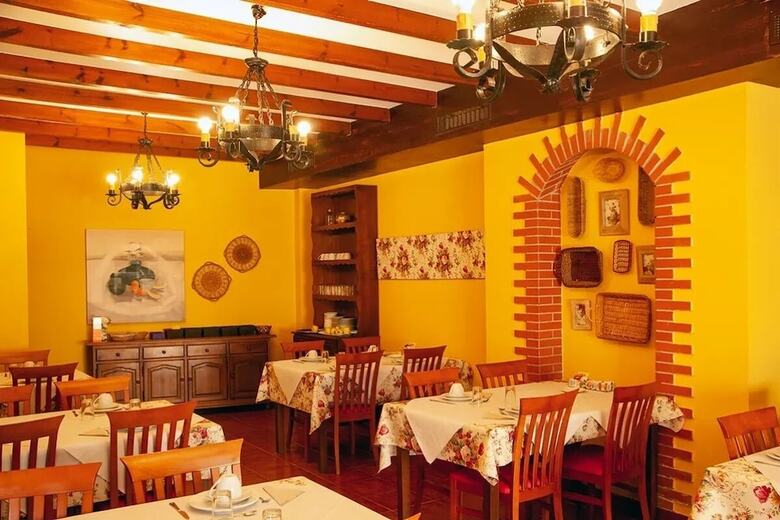Hotel Trisileja En Posada La Busta