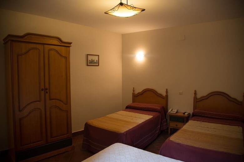Hostal Hueso
