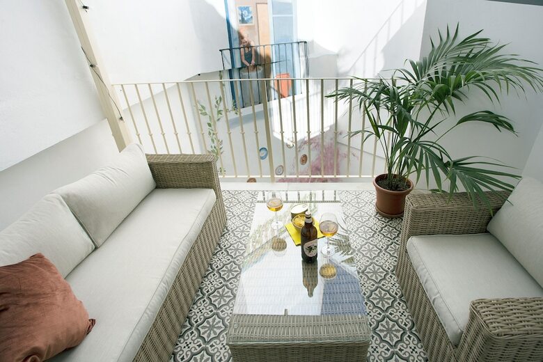 Aparthotel Graffiti Suites M�laga
