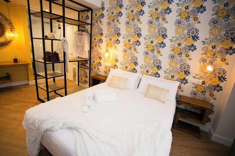 Aparthotel Graffiti Suites M�laga