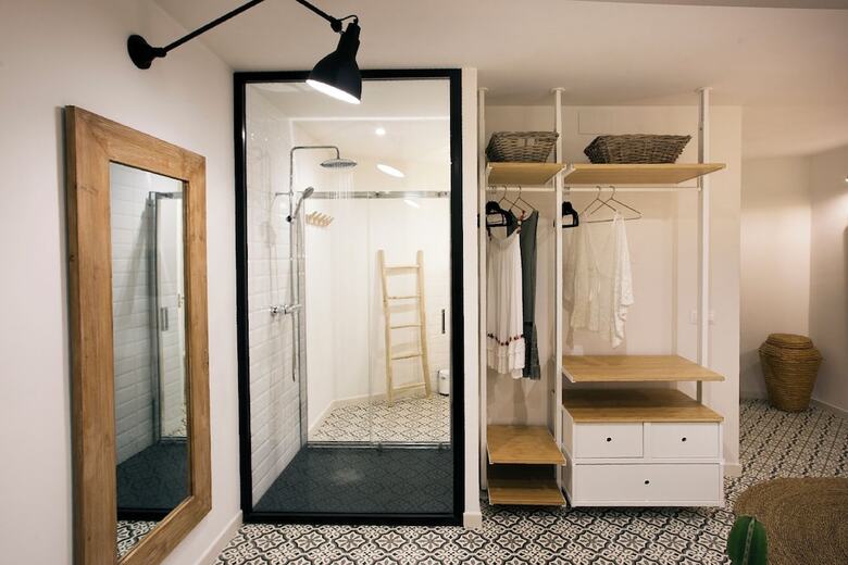 Aparthotel Graffiti Suites M�laga