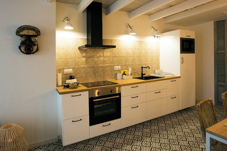 Aparthotel Graffiti Suites M�laga