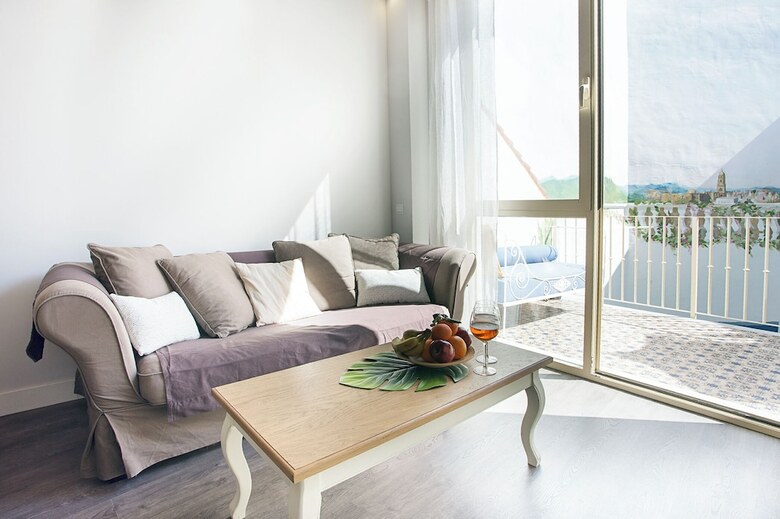 Aparthotel Graffiti Suites M�laga