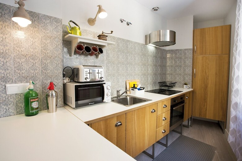 Aparthotel Graffiti Suites M�laga