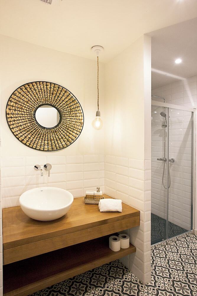 Aparthotel Graffiti Suites M�laga