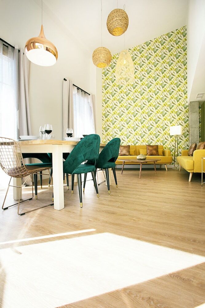 Aparthotel Graffiti Suites M�laga