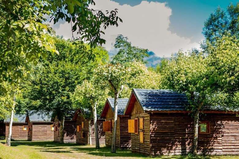Hotel Camping Bedura