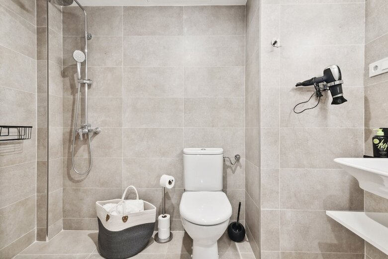 Aparthotel Limehome Valencia Carrer Del Pare Palau