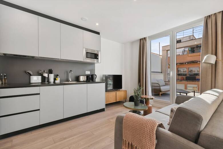 Aparthotel Limehome Valencia Carrer Del Pare Palau